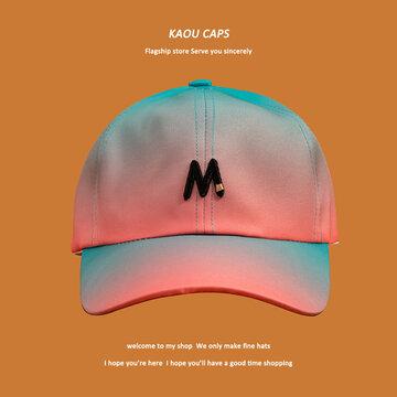 Chapeau Casquette de baseball avec lettre M dégradé de couleur féminine
