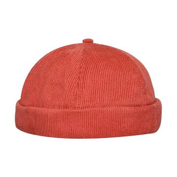 Le chapeau de melon pour couples masculins et féminins peut être ajusté