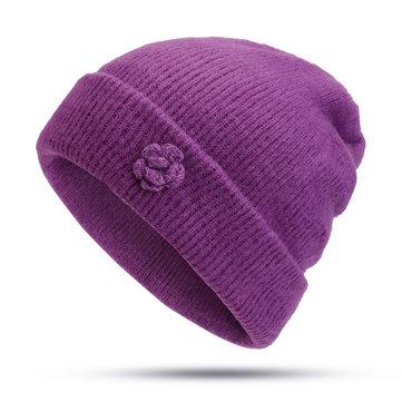 Chapeau de fleurs d'hiver