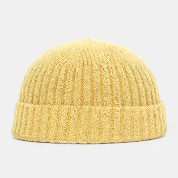 Bonnet en laine tricoté de couleur unie