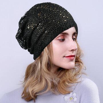Bonnet respirant à découpes