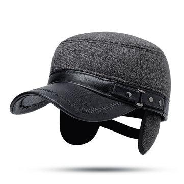 Chapeau plat en cuir poilu