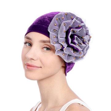 Bonnet de beanies grande fleur a coller