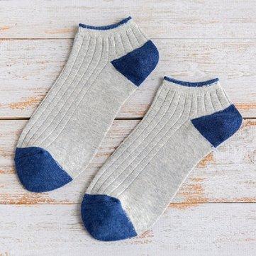 Chaussettes confortables à rayures verticales en coton