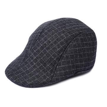 Chapeau avant de parasol chaud d'hiver