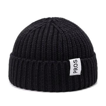 Bonnet tricoté en laine