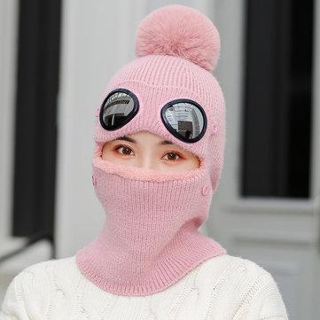 Bonnet tricoté en velours avec des lunettes de soleil