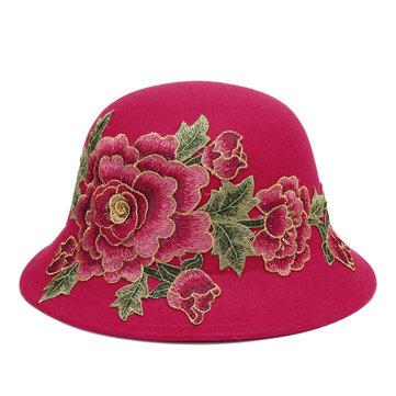 Chapeau en coton pivoine à broderies sauvages