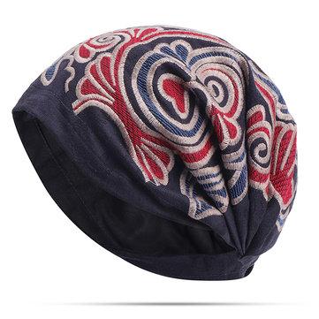 Chapeau de broderie de style ethnique