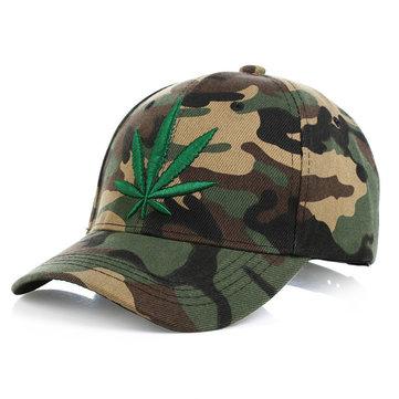Casquette de baseball en forme de vent tropical en mosaïque Maple Leaf