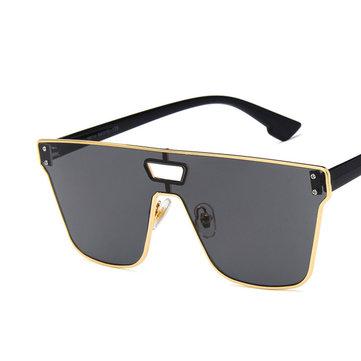 Lunettes de soleil de mode en plein air