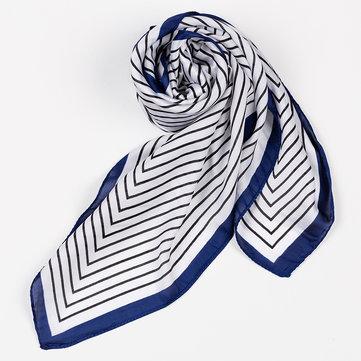 Foulard à col carré