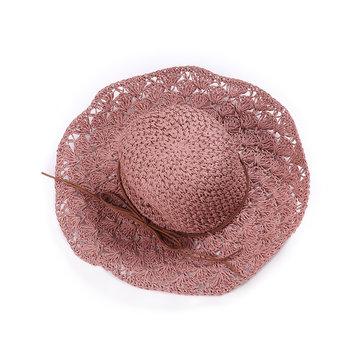 Chapeau de paille à larges bords