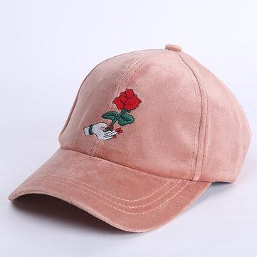 Chapeau de base-ball broderie en velours de soie rose