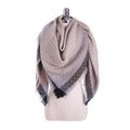 Foulards Carrés Vintage Avec Un Pompon
